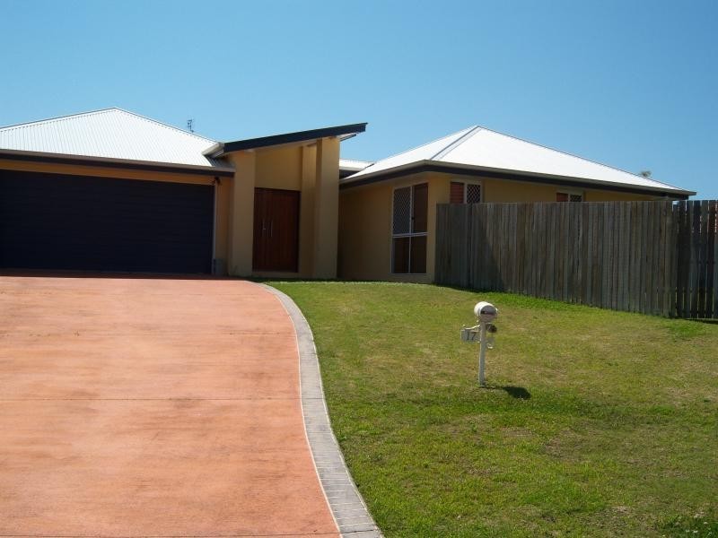 17 MALABAR COURT, Mountain Creek QLD 4557