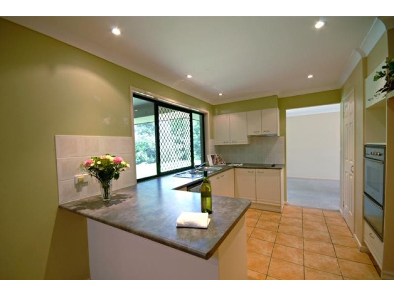 76 TOPVIEW DRIVE, Tanawha QLD 4556