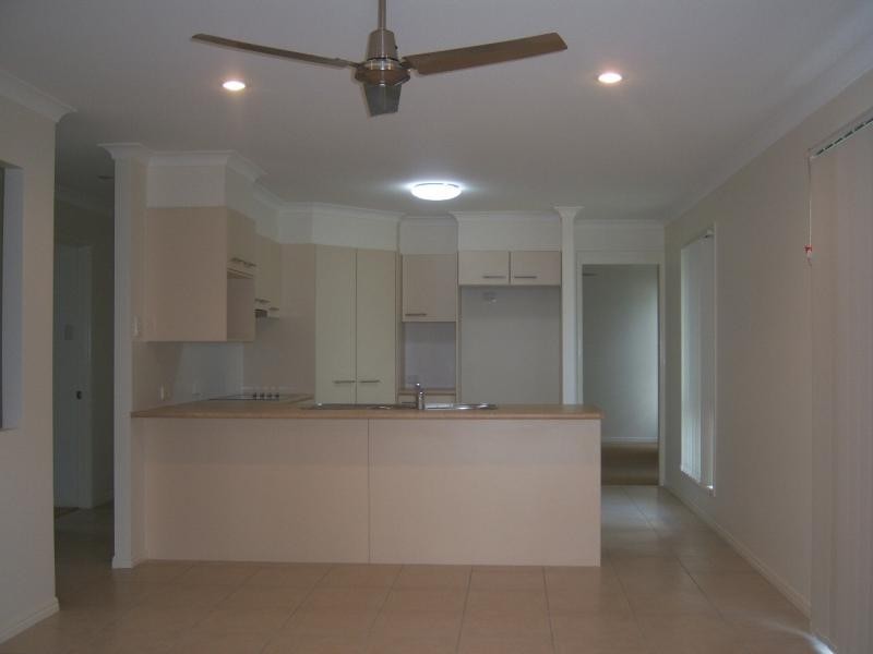 27 IMAGINATION DRIVE, Nambour QLD 4560