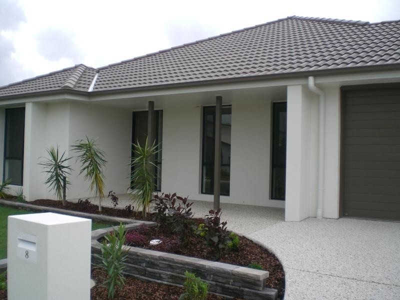 8 RIBBONWOOD STREET, Sippy Downs QLD 4556