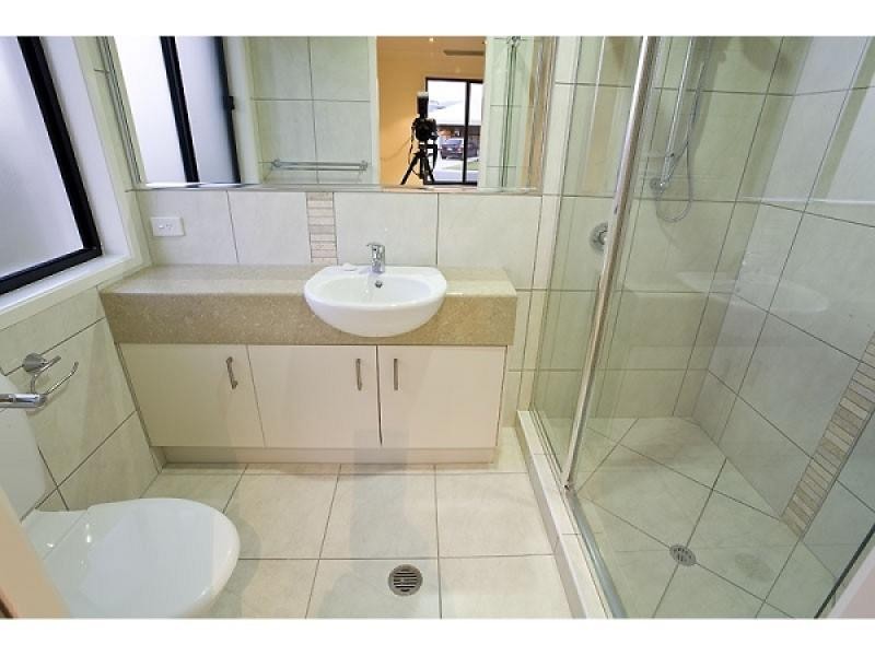 126 Grand Pde, Parrearra QLD 4575