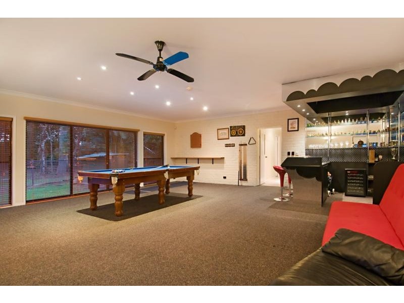 10 Kapilano Crescent, Mountain Creek QLD 4557