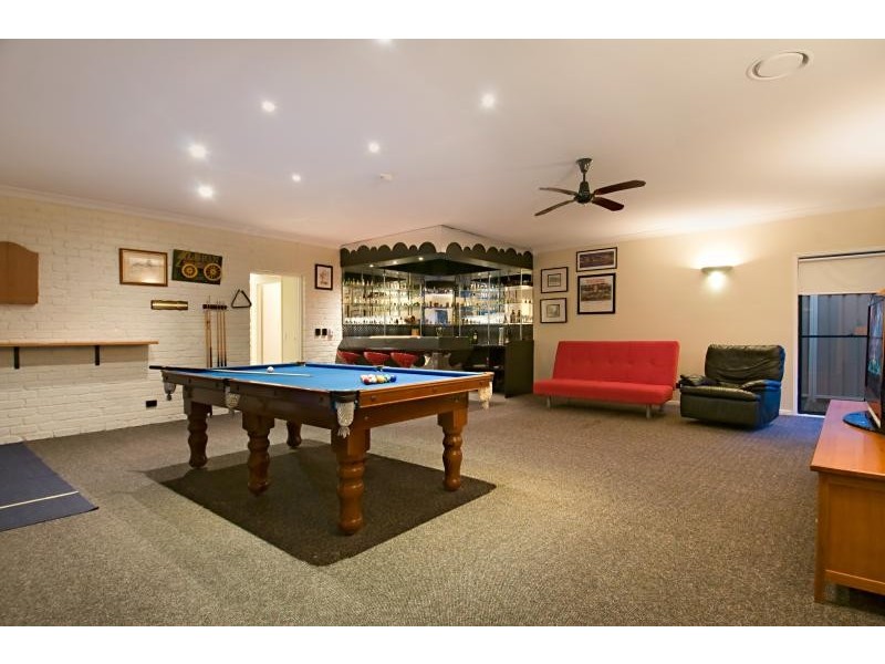 10 Kapilano Crescent, Mountain Creek QLD 4557