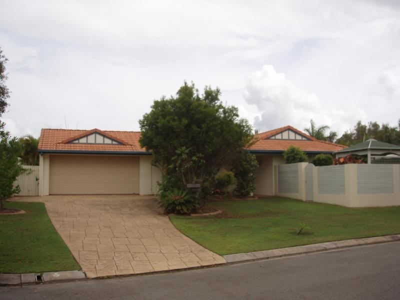 14 CANDLEBARK CT, Mountain Creek QLD 4557