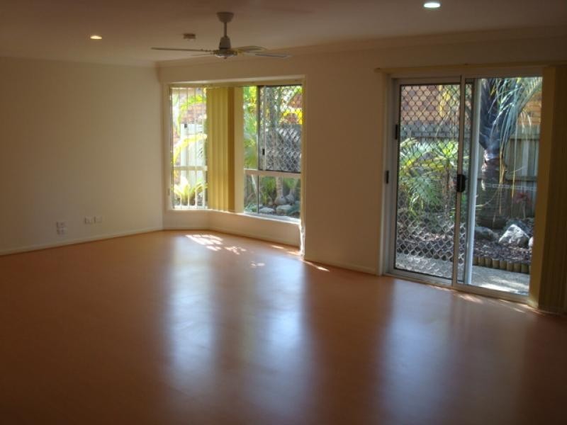 42 SATINWOOD PL,, Mountain Creek QLD 4557