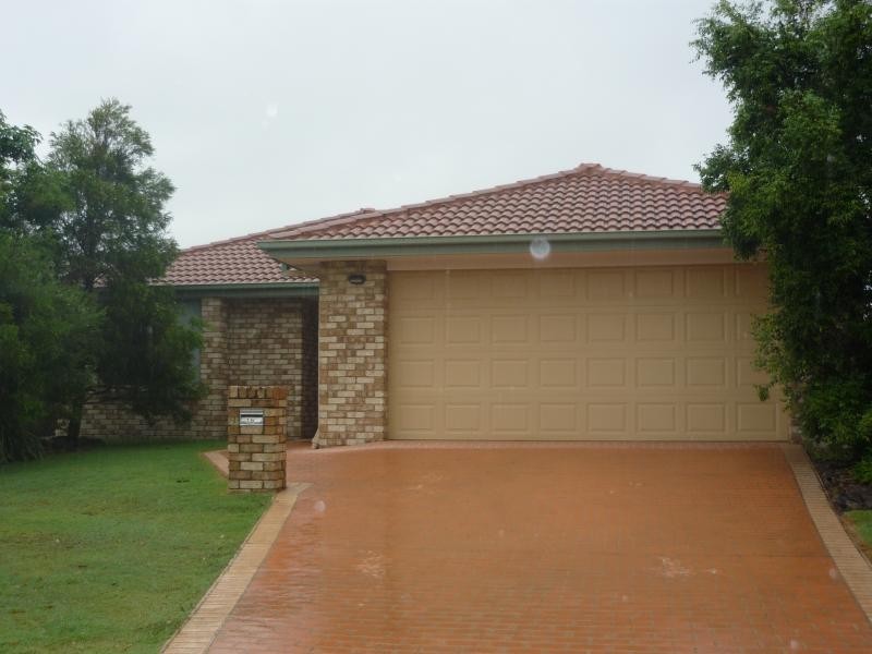 16 TRINITY CRES, Sippy Downs QLD 4556