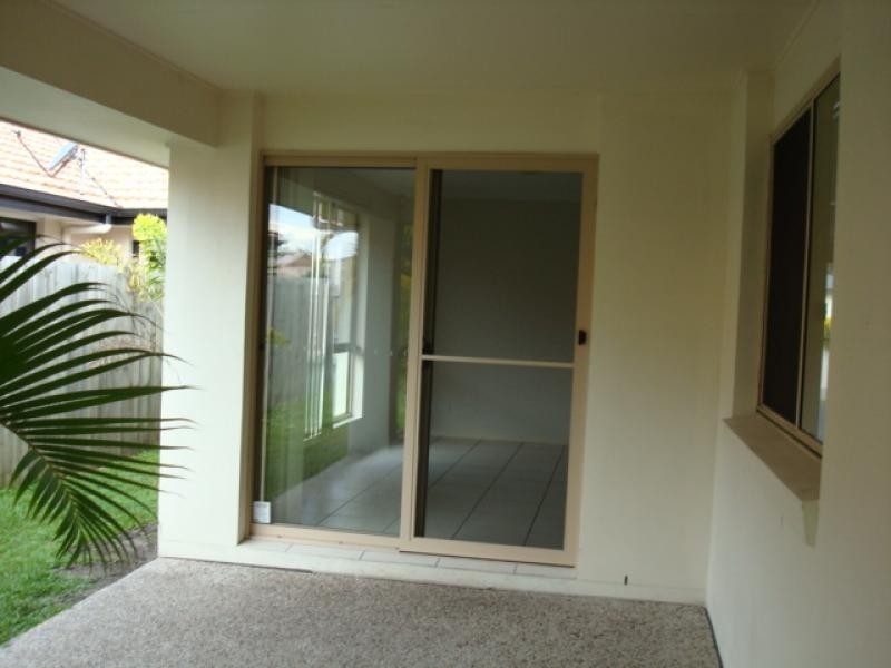 16 LINACRE STREET, Sippy Downs QLD 4556
