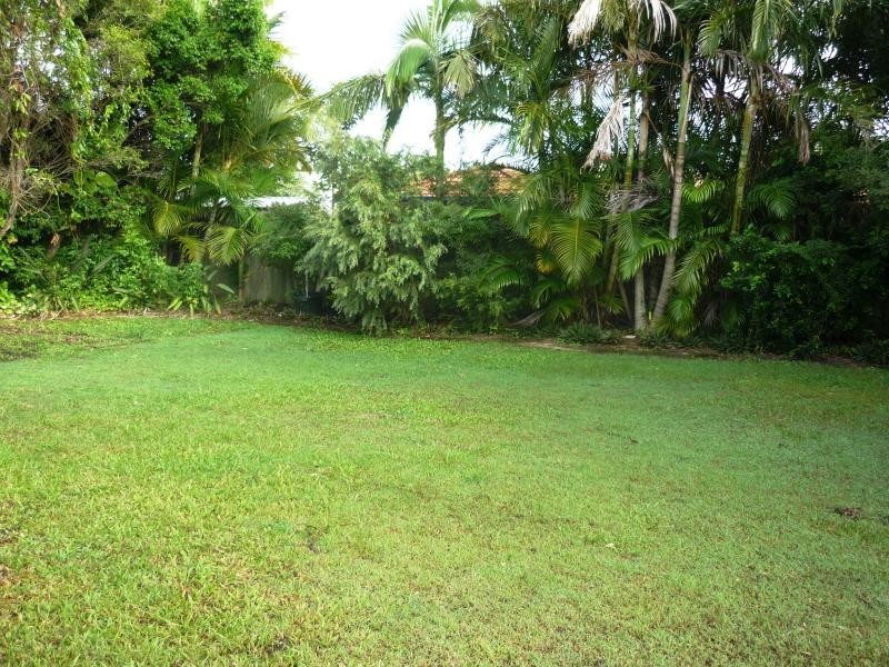 8 GREENWAY PLACE, Mountain Creek QLD 4557