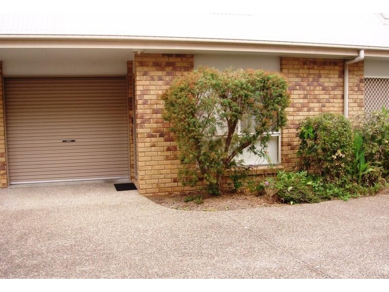 Unit 4/35 BADEN POWELL STREET, Maroochydore QLD 4558