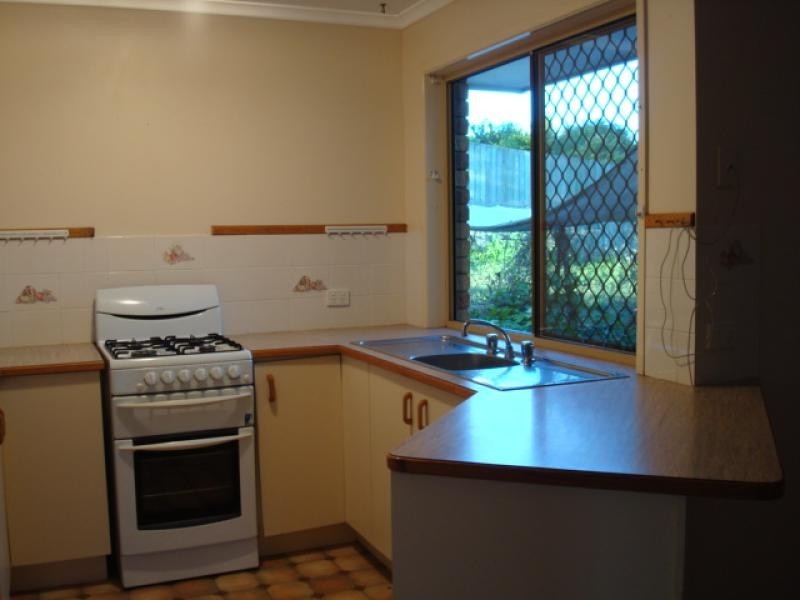 12 BIRDWOOD ST, Burnside QLD 4560