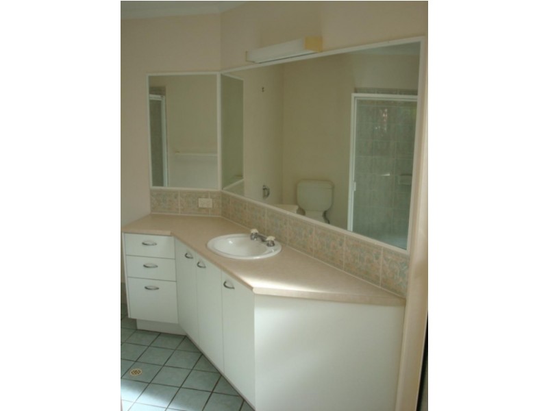 39 SORBONNE CLOSE, Sippy Downs QLD 4556