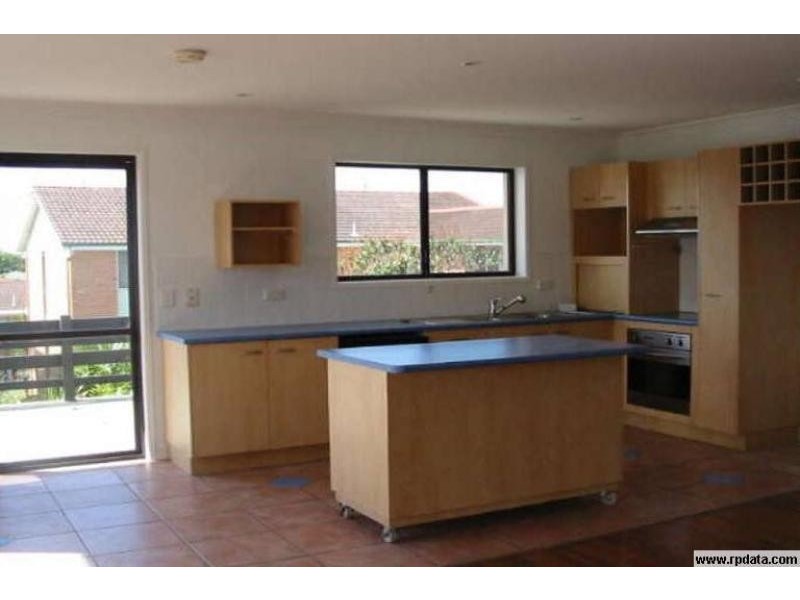 769 Nicklin Way, Battery Hill QLD 4551