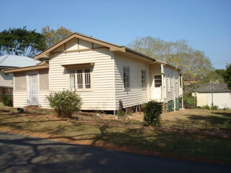 16 WILSON RD, Woombye QLD 4559