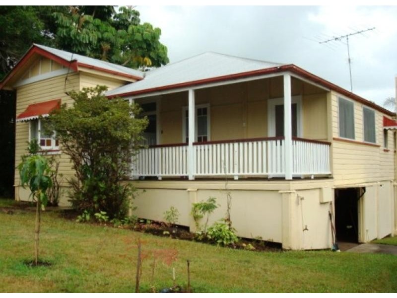 20 HOSPITAL ROAD, Nambour QLD 4560