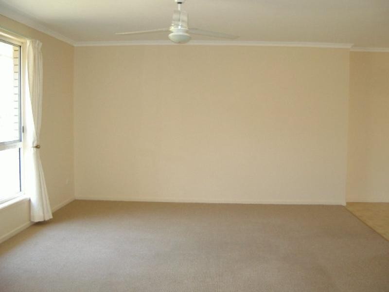18 HALYARD DRIVE, Wurtulla QLD 4575