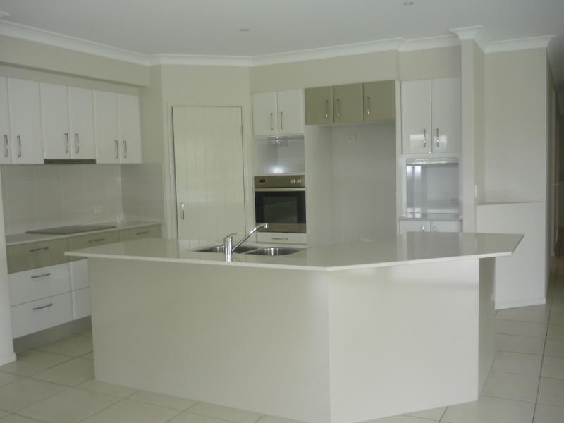 5 BUSH TREE COURT, Palmwoods QLD 4555