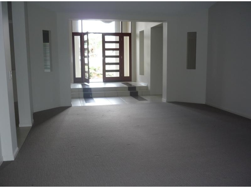 5 BUSH TREE COURT, Palmwoods QLD 4555