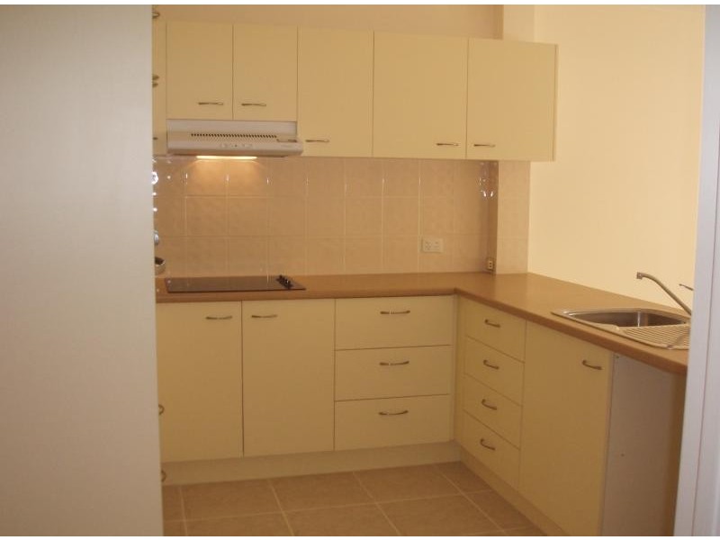 Unit 2/7 DENNA STREET, Maroochydore QLD 4558