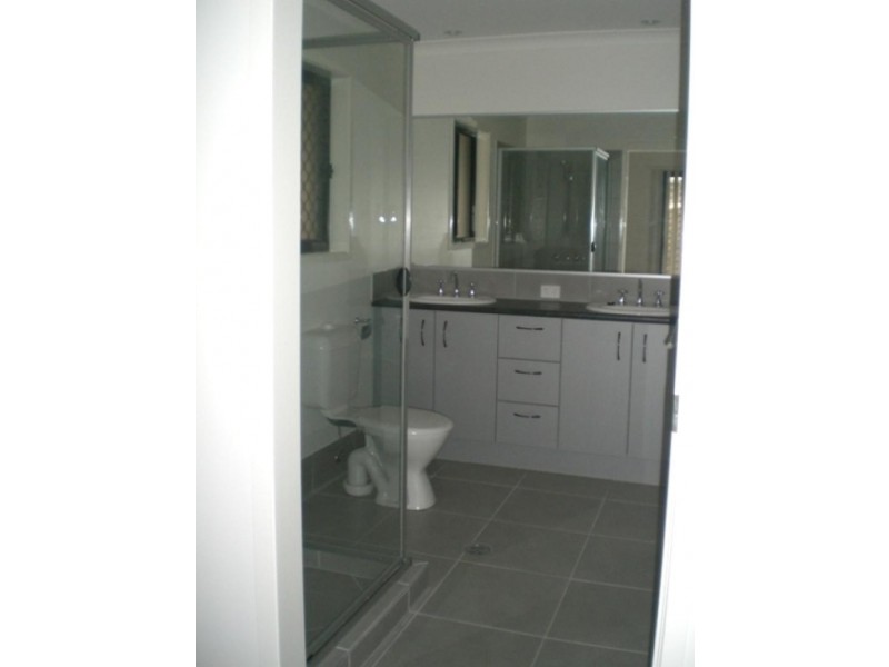 26 RIVEROAK WAY, Sippy Downs QLD 4556