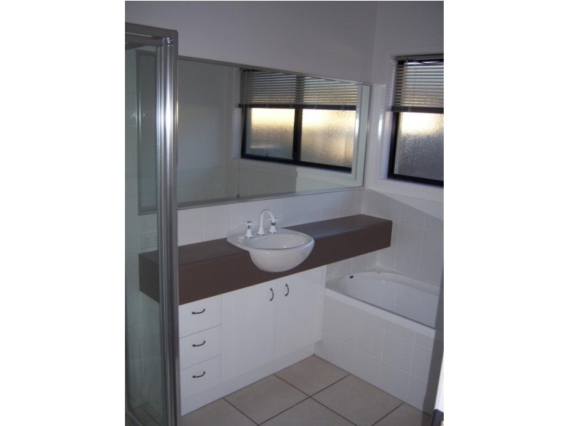 13 SANDLEIGH CRES, Sippy Downs QLD 4556