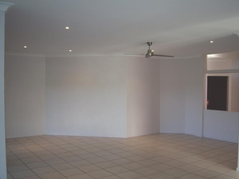 13 SANDLEIGH CRES, Sippy Downs QLD 4556