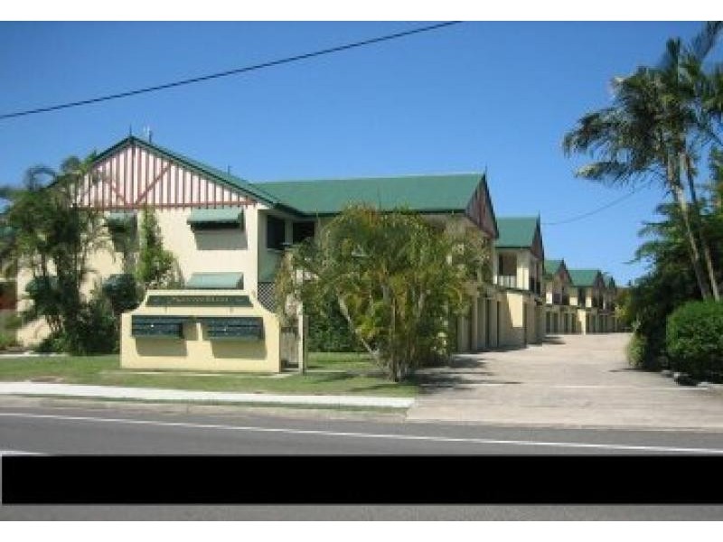 Unit 2/7 DENNA STREET, Maroochydore QLD 4558