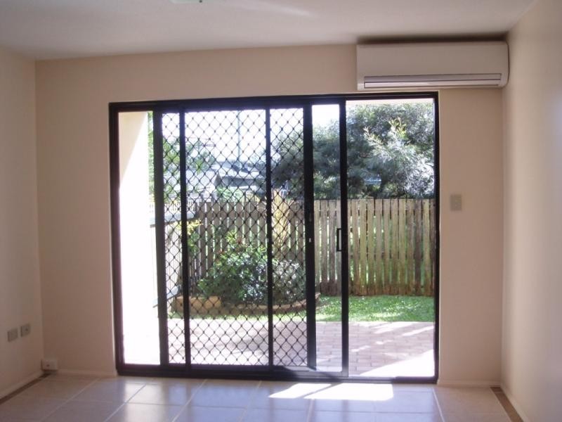 Unit 2/7 DENNA STREET, Maroochydore QLD 4558
