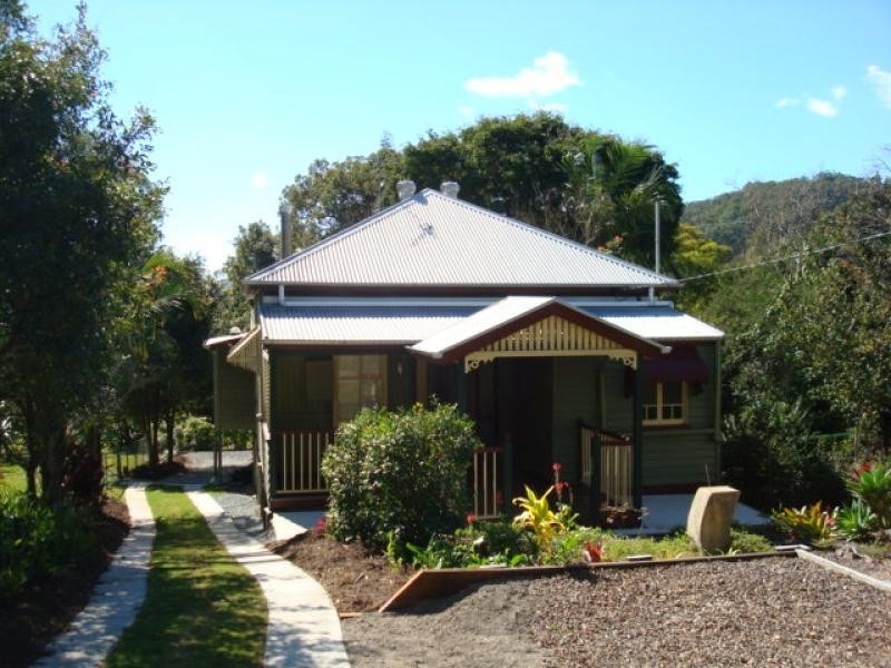 13 PARK ROAD, Nambour QLD 4560