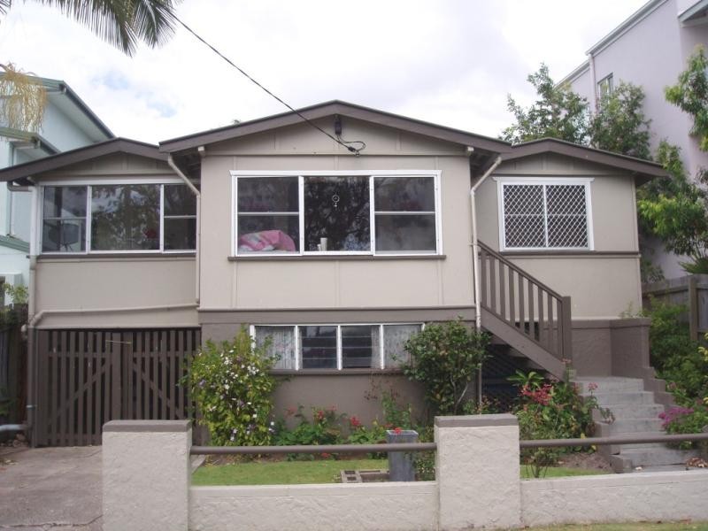 113 BRADMAN AVENUE, Maroochydore QLD 4558