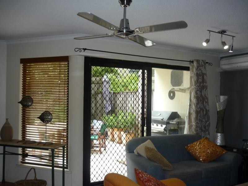 Unit 5/12 LINDSAY, Alexandra Headland QLD 4572