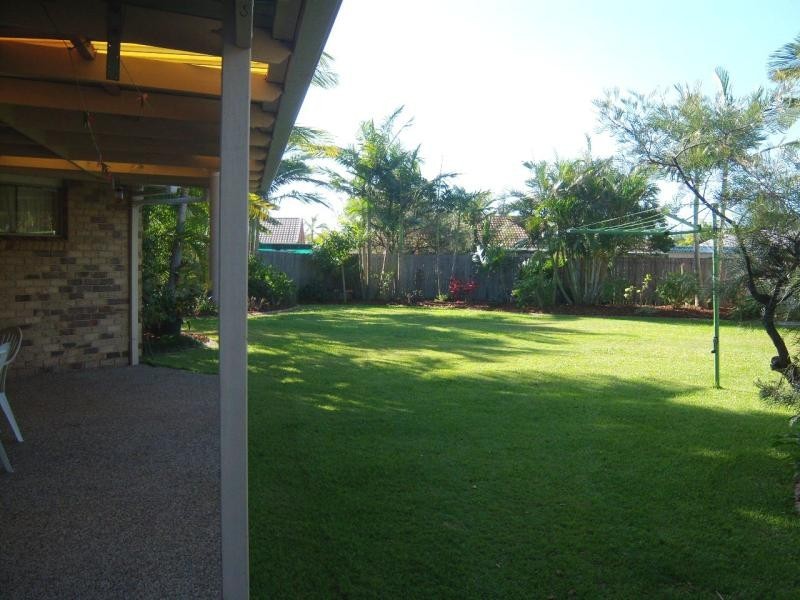 12 MARIGOLD COURT, Currimundi QLD 4551