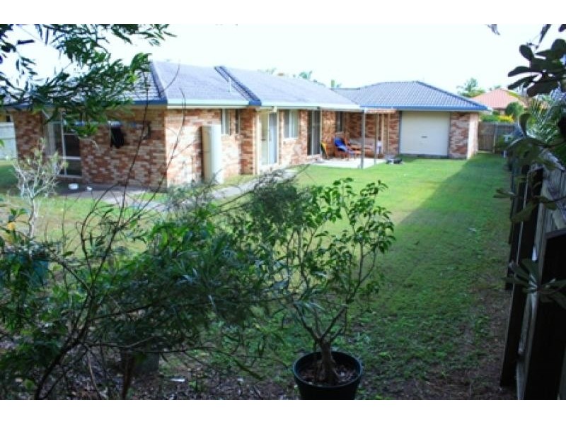 16 Kalmia Place, Mountain Creek QLD 4557