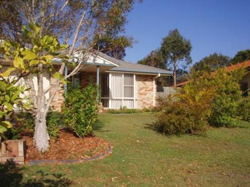 16 Kalmia Place, Mountain Creek QLD 4557