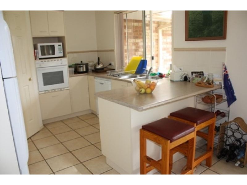 16 Kalmia Place, Mountain Creek QLD 4557