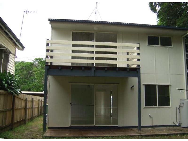 33 COURT ROAD, Nambour QLD 4560
