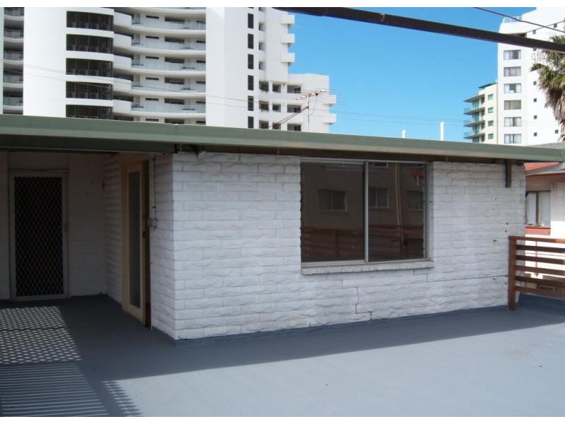 Unit 4/23 PARKER STREET, Maroochydore QLD 4558