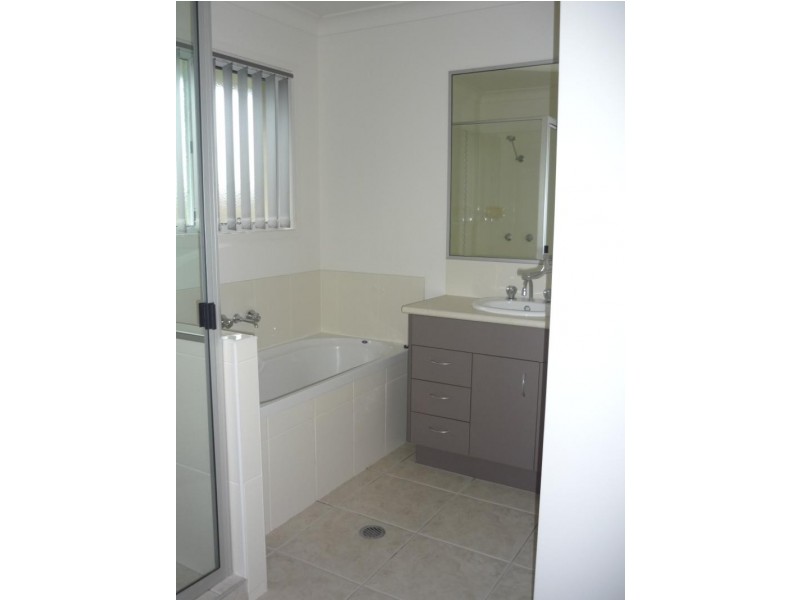 36 IMAGINATION DRIVE, Nambour QLD 4560