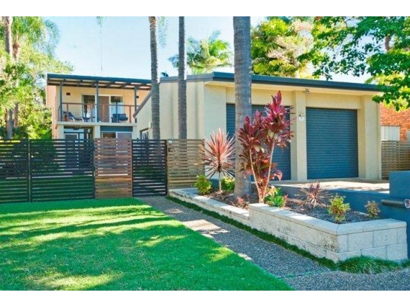 19 VICTOR STREET, Alexandra Headland QLD 4572