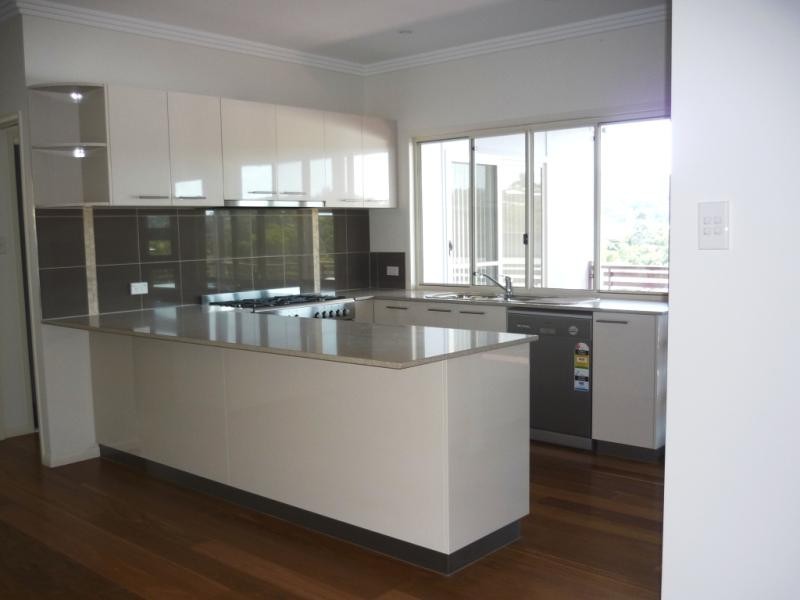 16 WARABI PLACE, Burnside QLD 4560