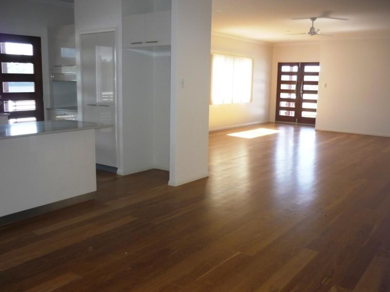 16 WARABI PLACE, Burnside QLD 4560
