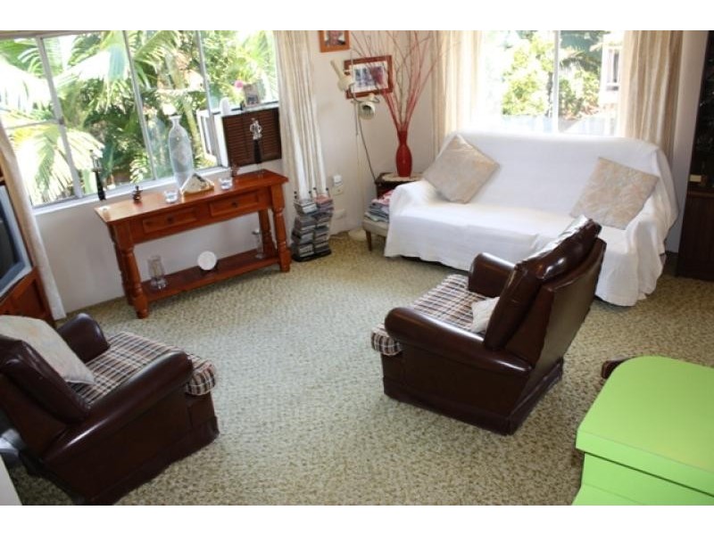 Unit 4/13 Tarcoola Avenue, Mooloolaba QLD 4557