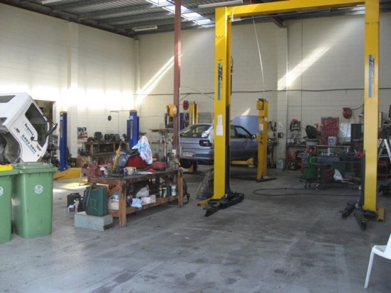 Warana QLD 4575