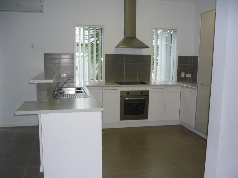 17 EATON STREET, Sippy Downs QLD 4556