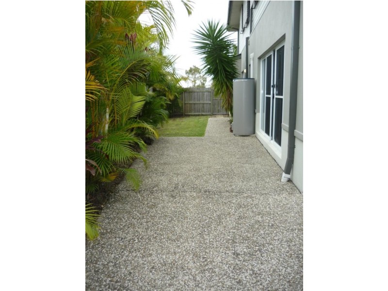 17 EATON STREET, Sippy Downs QLD 4556