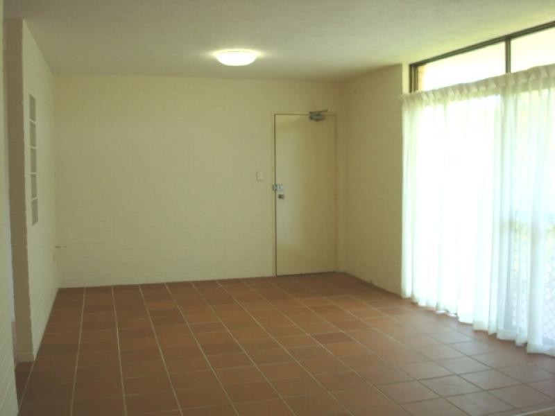 Unit 4/14 Douglas Street, Mooloolaba QLD 4557