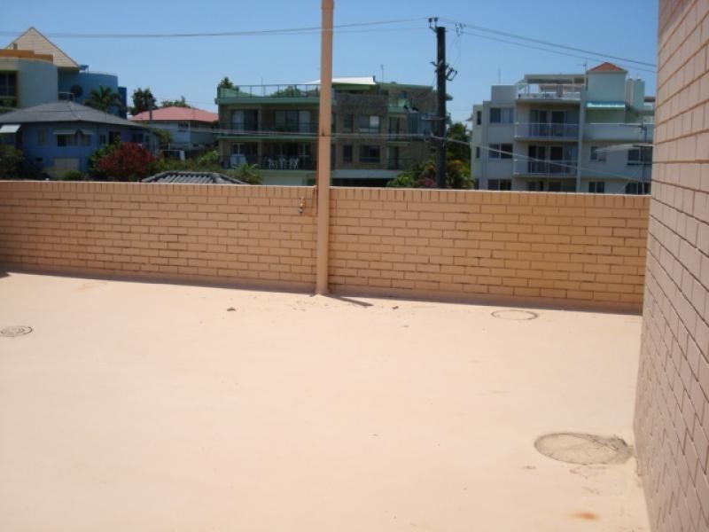 Unit 4/14 Douglas Street, Mooloolaba QLD 4557