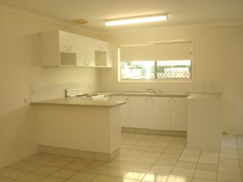 7 KAMBORA STREET, Warana QLD 4575