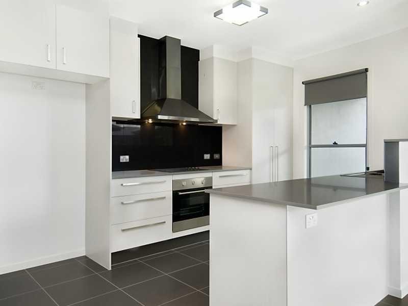 3 PEPPERMINT CRESCENT, Sippy Downs QLD 4556