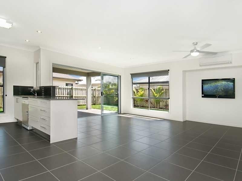 3 PEPPERMINT CRESCENT, Sippy Downs QLD 4556