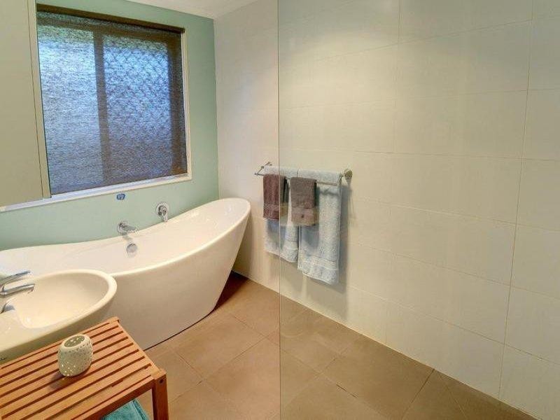 19 Lady Musgrave Drive, Mountain Creek QLD 4557